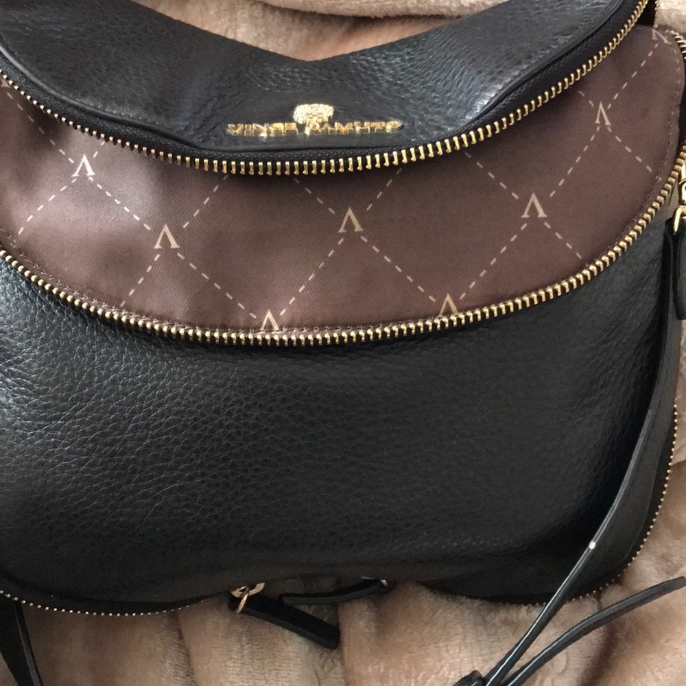 Vince Camuto Adjustable/removable crossbody strap